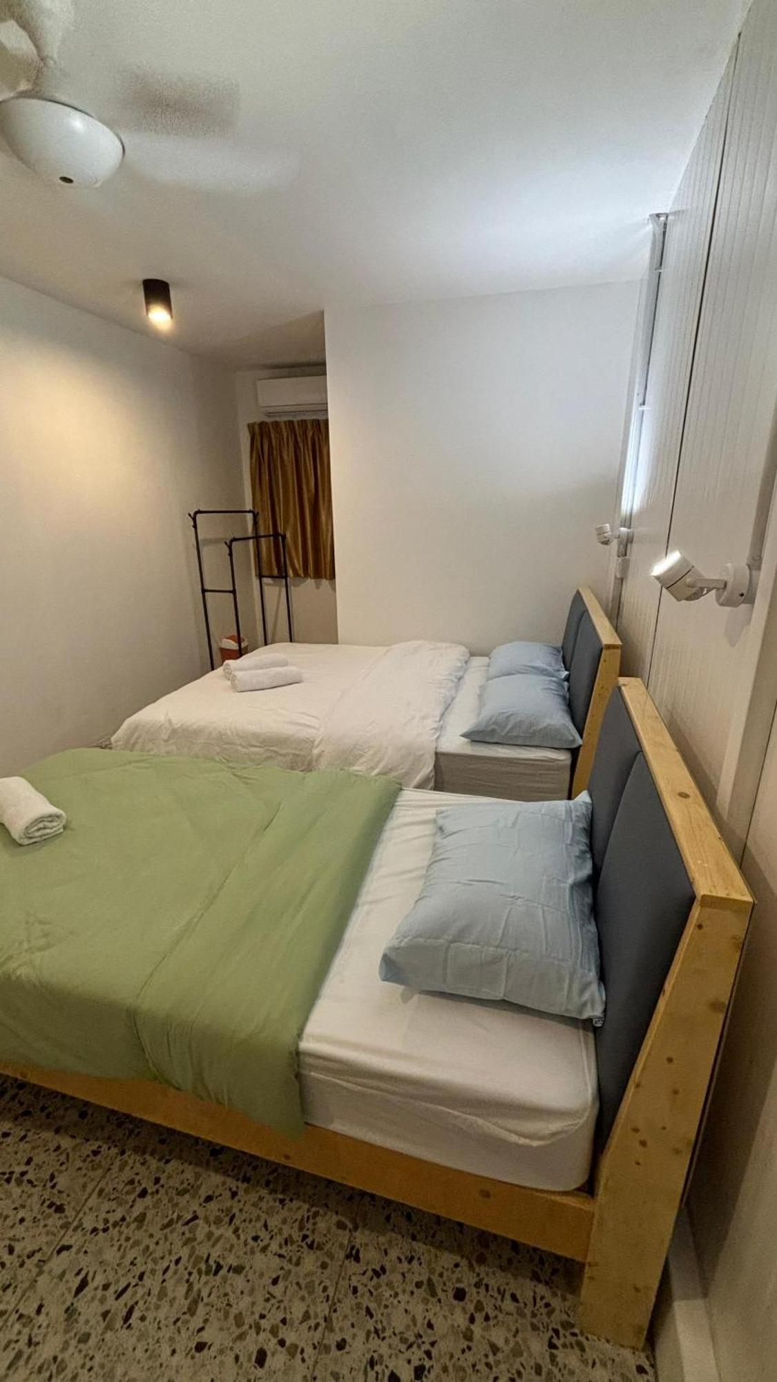 5 Minutes Airport Lodge Kampong Patagas Exterior foto
